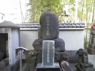 鼠小僧次郎吉の墓
